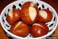 How to Make Soft Homemade Pretzel Rolls