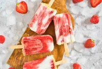 Homemade Strawberry Popsicles Recipe