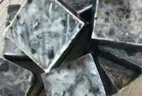 DIY Peppermint and Charcoal Soap Recipe