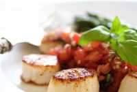 Seared Scallops with Tomato, Red Onion and Balsamic Salsa