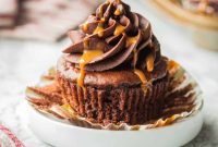 Gooey Chocolate Caramel-Filled Cupcakes Recipe
