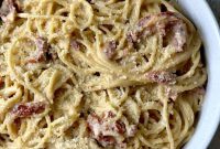 Creamy Sun-Dried Tomato Pasta with Cream Cheese