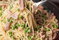 Creamy Ham and Pea Carbonara