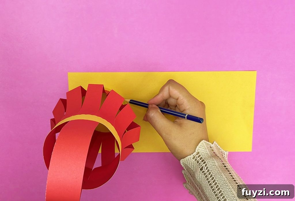 How to Make a Hanging Paper Lantern 20 Tracing base circle
