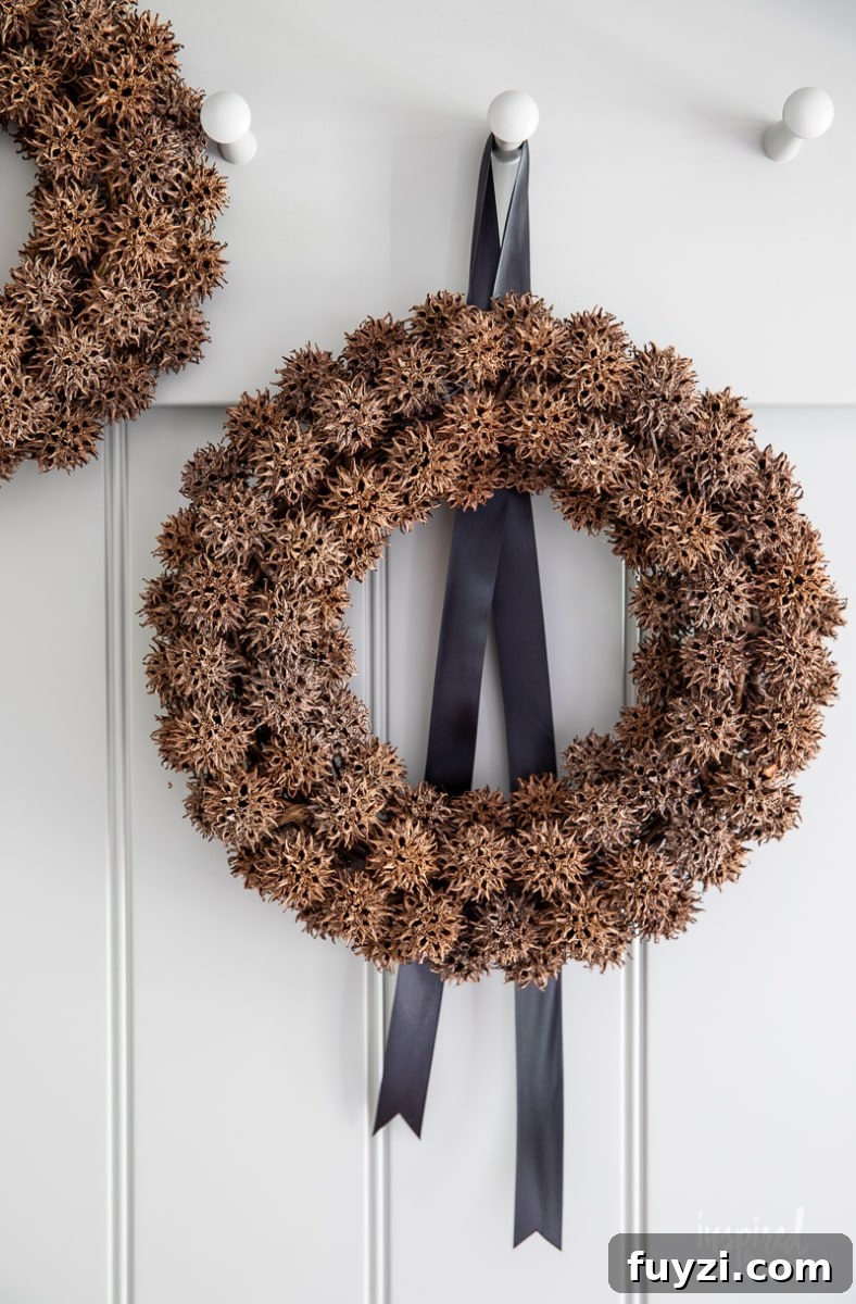 Foraged Fall Wreath with Sweetgum Balls #fall #decor #foraged #sweetgumballs #sweetgum #wreath #fallwreath #budgetdecor