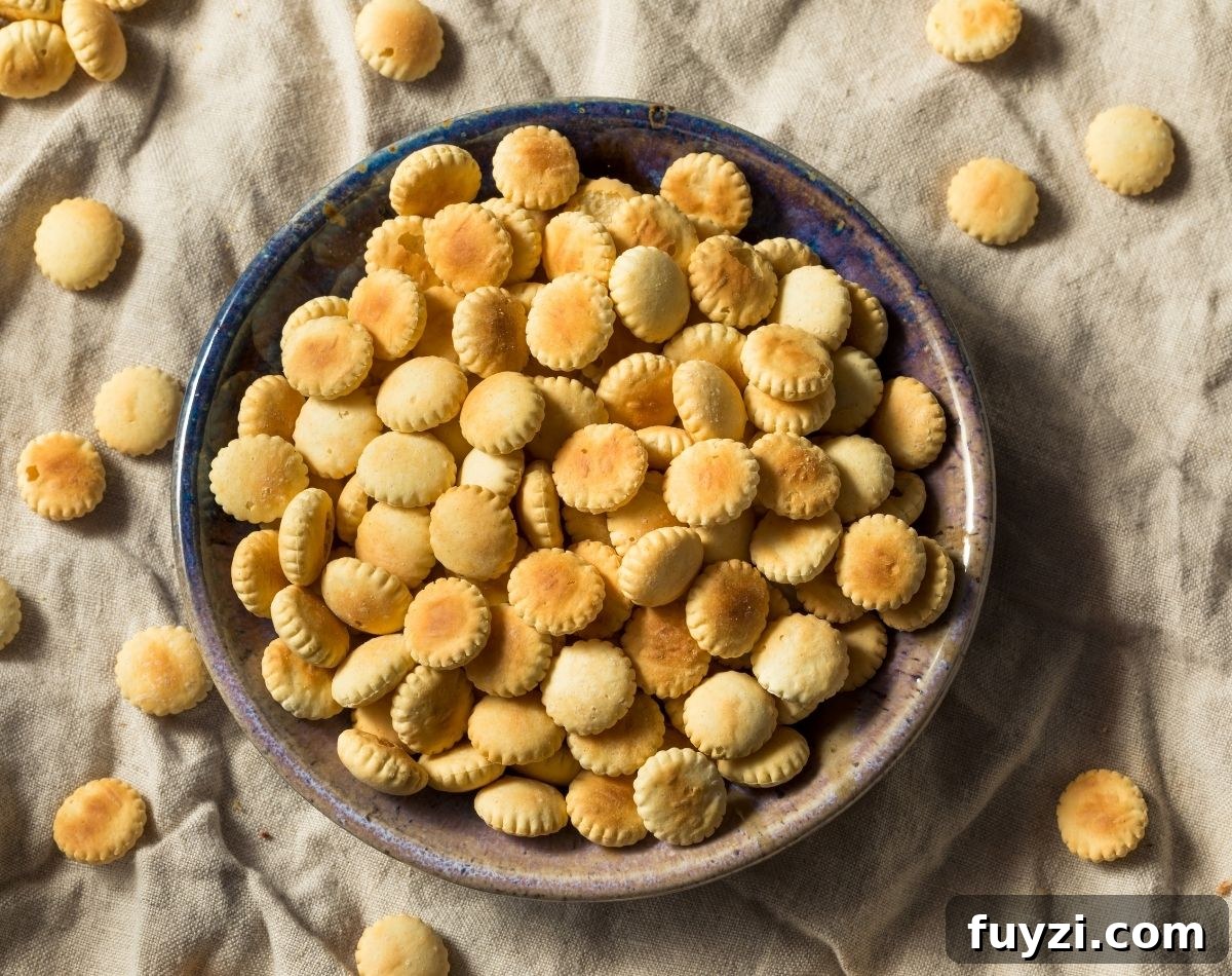 How to Thicken Chili Without Cornstarch or Flour 8 bowl of oyster crackers to be put into chili