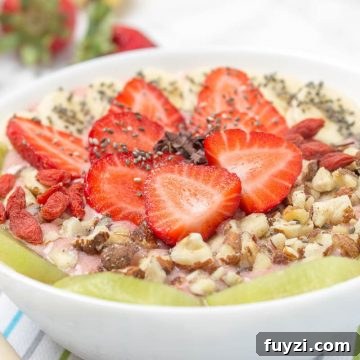 Strawberry Ginger Smoothie Bowl